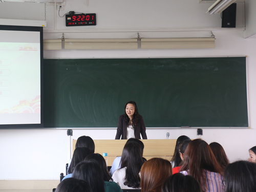 王琼书记对同学们思想建设提出要求 王琼书记对同学们思想建设提出要求